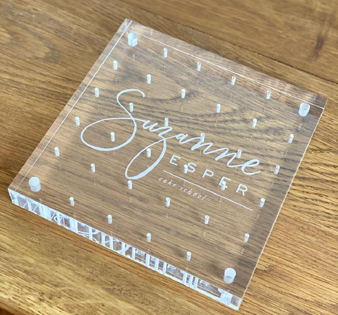 36 Hole Acrylic Sugar Flower Display and Petal Holder